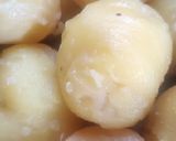आलू मटर मसाला (aloo matar masala recipe in Hindi) रेसिपी चरण 1 फोटो