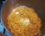 Foto del paso 2 de la receta: Sopa de fideos con caldo de frijoles negros