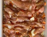 Csirkemell zöldségágyon sütve recept fázis 5 fotója