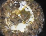 Foto langkah ke 4 dari resep Mushroom Sauce.
