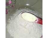 A picture of step 1 of Sandwich bread.