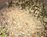 A picture of step 4 of Crunchy dry fruits mixture.