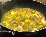 Foto del paso 3 de la receta: Patatas con longanizas frescas
