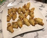 Une image de l'étape 7 de Minis croissants au cheddar, pecorino et pavot bleu.