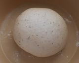 Tonhalas es szalámis pizza recept fázis 4 fotója