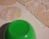 Foto del paso 5 de la receta: Tapas para empanadas (para horno y freír)