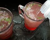A picture of step 3 of Roohafza Mojito.