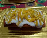 Foto del paso 7 de la receta: Budín de naranja 🍊 con glasé y cascaritas confitadas