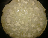 Foto del paso 5 de la receta: Tarta de cebolla y queso