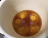 Une image de l'étape 3 de Flan aux abricots et myrtilles.