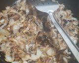 A picture of step 4 of Anda gravy.