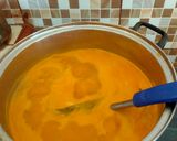 Foto langkah ke 2 dari resep Gulai Daun Ubi Ikan Asap.