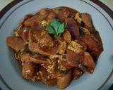 Foto langkah ke 6 dari resep Tumis sosis telur pedas manis.