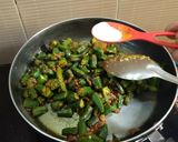 महाराष्ट्र स्पेशल भिंडी भाजी (Maharashtra style bhindi bhaji recipe in Hindi) रेसिपी चरण 4 फोटो