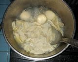 Foto langkah ke 5 dari resep Telur, Ayam & Kembang Tahu Masak Kecap.