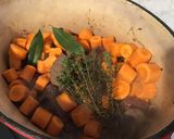 Une image de l'étape 6 de Bœuf mijoté aux carottes,haricots blancs et tomates confites.