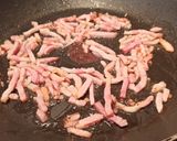 Foto del paso 2 de la receta Piñones a la carbonara