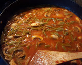 Foto del paso 6 de la receta: Sopa de nopales y hongos con guajillo