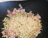 A picture of step 2 of Spaghetti pane e pancetta - bread and pancetta spaghetti.