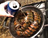 A picture of step 1 of Beer-Steamed Lobster with Mayonnaise Sauce.