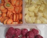 Foto langkah ke 3 dari resep Sup Bola-bola Daging.