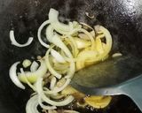 Foto langkah ke 2 dari resep Udang Saus Asam Manis.
