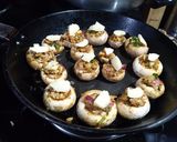 A picture of step 5 of Stuffed mushrooms.