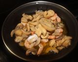 Foto del paso 2 de la receta: Gambas al ajillo con champiñones