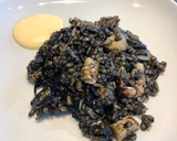 Foto del paso 10 de la receta: Arroz negro con sepia y gambones