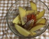 Foto langkah ke 3 dari resep Potato Wedges.