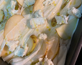 Foto del paso 3 de la receta: Masa filo con pera y gorgonzola