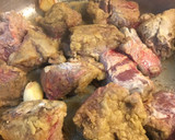 Foto del paso 3 de la receta: Carne de ciervo en salsa de mostaza (perfecta para carnes de caza) 🦌🌲