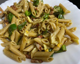 Foto del paso 3 de la receta: Macarrones integrales con pimiento verde, bacon y 4 quesos