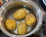 Foto del paso 2 de la receta: Rodaballo al horno con patatas, verduras y almendras