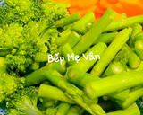 Hình bước làm 1 của món Măng tây,cà rốt và bông cải xanh xào thịt bò