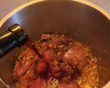 Foto del paso 4 de la receta: Carrilleras de Cerdo guisadas con vino (solo vino)