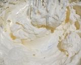 Foto langkah ke 2 dari resep Marmer cake.