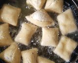 A picture of step 8 of Mini Cinnamom Mandaza.