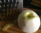 Foto del paso 2 de la receta: Ensalada de col rojo y manzana verde