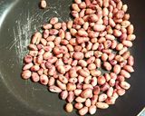 Foto langkah ke 1 dari resep Kue kacang.