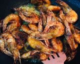 Foto langkah ke 3 dari resep Udang Goreng Mentega no ribet.