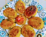 A picture of step 7 of Pumpkin flower cutlets.