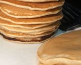 A picture of step 8 of Pancakes.