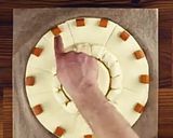 Foto del paso 4 de la receta: Masa, salchicha y volvan de queso