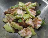 A picture of step 3 of Guava chaat.