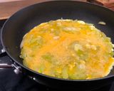 Foto del paso 4 de la receta: Tostas de zarangollo de calabacín