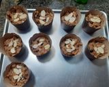 Foto langkah ke 4 dari resep Banana Chocolate Muffin Easy,No Mixer... So Simple..... 👌👍.