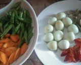 Foto langkah ke 1 dari resep Buncis jamur saus tiram.