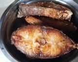 Foto langkah ke 1 dari resep Ikan Kuro Masak Suan.