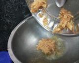 A picture of step 3 of Apple Halwa.